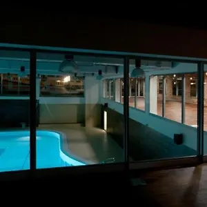 Little Britain Aparthotel Sauna&Daily Spa Hen&Stag Do Hotel apartamentowy